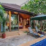 Pattaya Bungalow I, Totally Private Pool