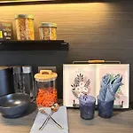 Edge Central Downtown Pattaya By Private Collection