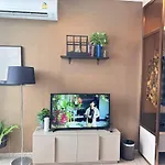 Edge Central Downtown Pattaya By Private Collection