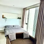 อพาร์ทเม้น Riviera Wongamat *