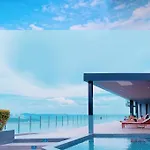 Sea View 2 Bed At Great Location