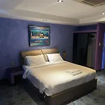 Koenig Hotel Pattaya Near Walking Street