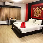 Zip & Restaurant Hotel