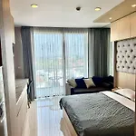 Riviera Wongamat อพาร์ทเม้น