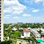 อพาร์ทเม้น Riviera Wongamat *