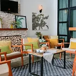 โรงแรม The Corner