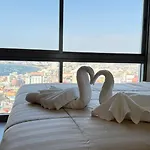 Unixx Seaview Luxury Hotel