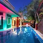 Garden Near Walking Street And Beaches Pattaya