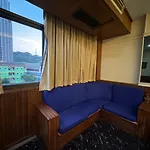Mr.mac's Place Hotel 2*