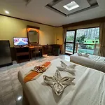 Hotel Mr.mac's Place Pattaya