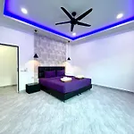 Pool 435 Nearby Walking Street Pattaya