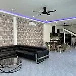 Pool 435 Nearby Walking Street วิลล่า Pattaya