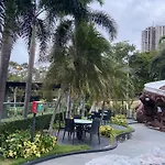 Hill And Super Seaview Condo