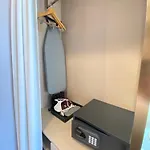 Luxury Edge Apartment *