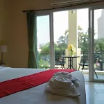 Aura Inn Rooms