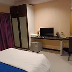 Aura Inn Rooms