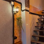 Hostel Friends Station & Cafe Pattaya