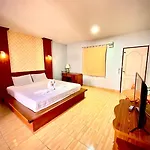 Green Beach Pattaya 2*
