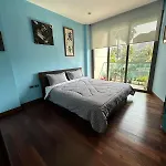 Luxury Beachfront Condo With Ocean Views