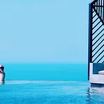 Edge Sea View