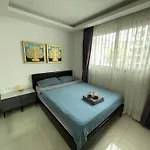 Exclusive Arcadia Condo - Amazing Pools, Gardens, Waterfalls, Gym, Sauna, Jacuzzi, Parking - Super Host