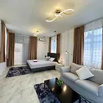 G Cozy Pool Villa