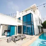 D9 Tagvilla Palm Spring Villa In Pattaya 8 Bedroom