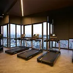 Maxhome At Edge Central Pattaya