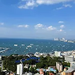 อพาร์ทเม้น Unixx Seaview *
