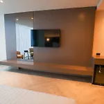 The One Cozy Living