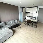 The Base - Spacious, 2 Bedroom, 2 Bathroom, Penthouse Condo - Pattaya City Centre - 595