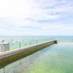 Downtown Charm Edge 1 Bedroom Seaview *
