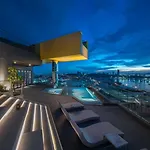 อพาร์ทเม้น Downtown Charm Edge 1 Bedroom Seaview