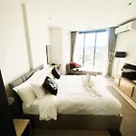Downtown Charm Edge 1 Bedroom Seaview อพาร์ทเม้น