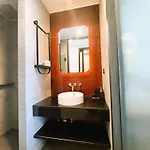 Downtown Charm Edge 1 Bedroom Seaview อพาร์ทเม้น Pattaya