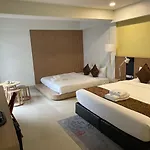 เดอะ โกลเด้น วิล บูติคแอนด์สปา โรงแรม Pattaya