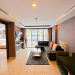 Apartment Grand Avenue By Monthstayz Thailand