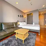อพาร์ทเม้น The Palm Wongamat X Monthstayz Thailand Pattaya