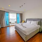 The Palm Wongamat X Monthstayz Thailand อพาร์ทเม้น *