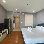 The Palm Wongamat X Monthstayz Thailand อพาร์ทเม้น