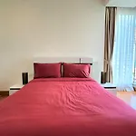 อพาร์ทเม้น The Palm Wongamat X Monthstayz Thailand