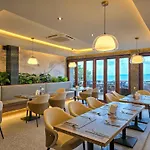 Garden Cliff Resort And Spa