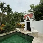 Luxury Luxury Seven Stars