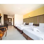 Dancenter Luxury Underwater World Pattaya