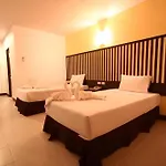 Sunday Ja Hotel