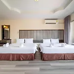 Sunday Ja Hotel