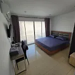 Huskies And Company Guest house 3*