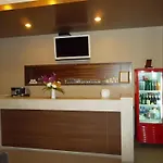 Honey Lodge