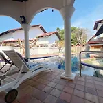 Gary Pool Villa Pattya