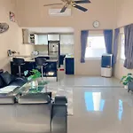 Villa Gary Pool Pattya *